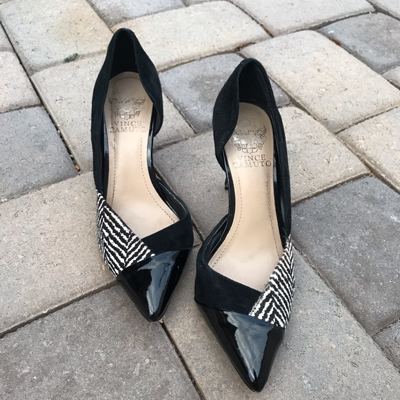 VINCE CAMUTO black & white pointed toe heels - Picture 3 of 8